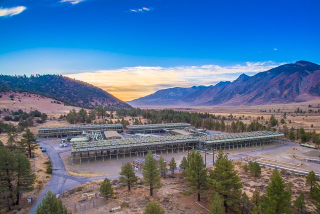 Mammoth geothermal power plant